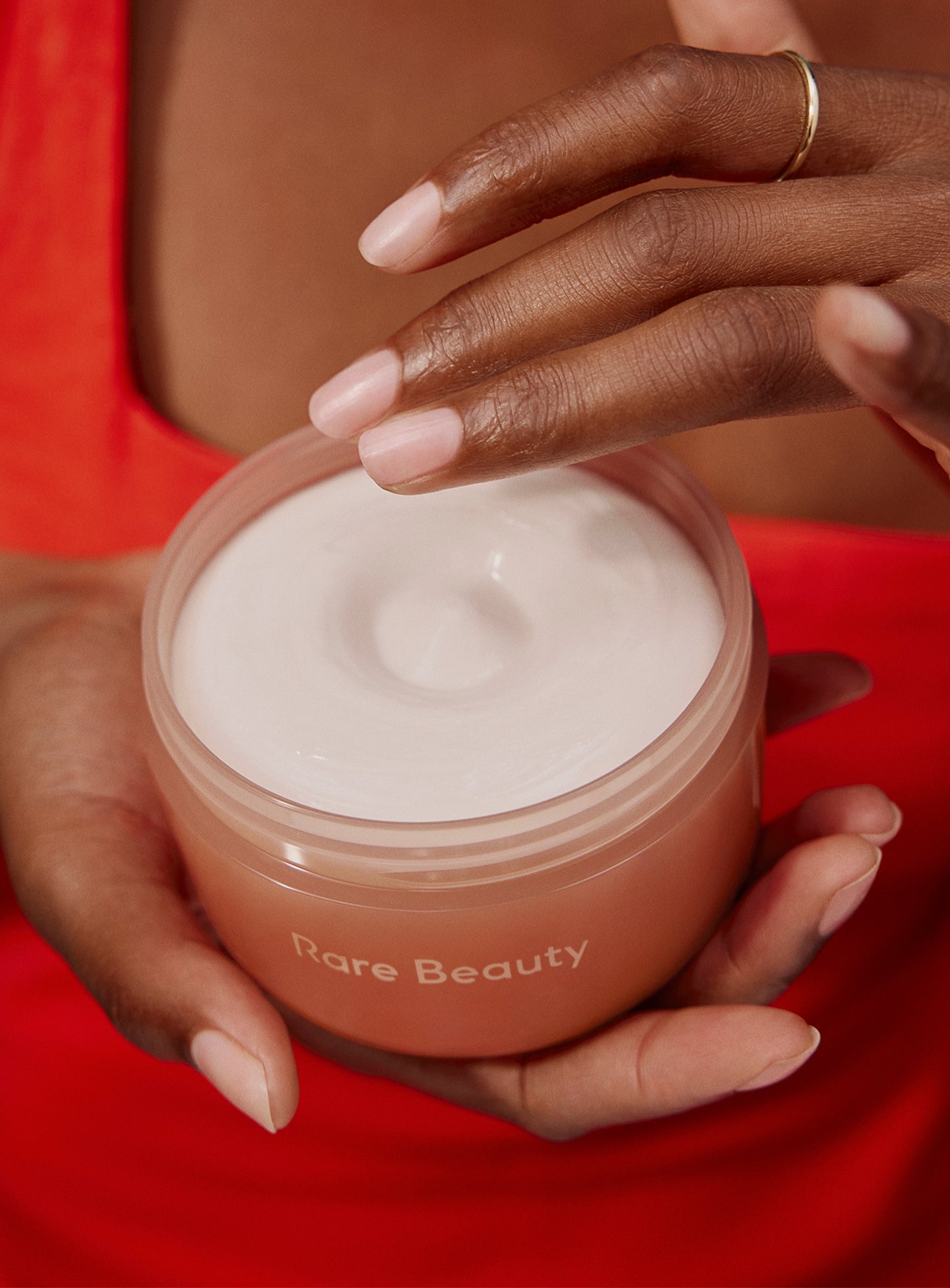 Find Comfort Bouncy Body Cream - Awaken Confidence